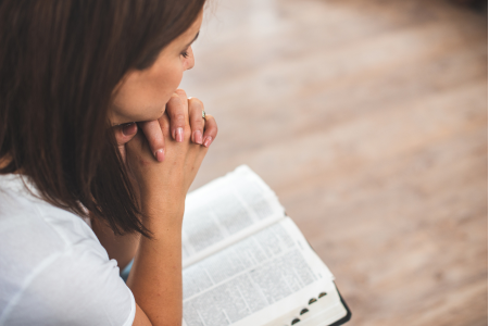 woman learning about what kind of woman was esther in the bible